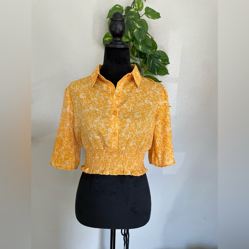 🌻Chocolate Yellow Floral Blouse  | Size M | Boho Chic Style ✨